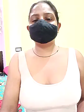 Snapshot of Simran-Simran chatting on 09/13/25, 04:12 Simran-Simran online show from 09/13/25, 04:12