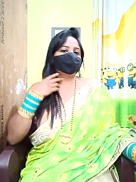 Snapshot of Simran-Simran chatting on 10/27/25, 06:12 Simran-Simran online show from 10/27/25, 06:12