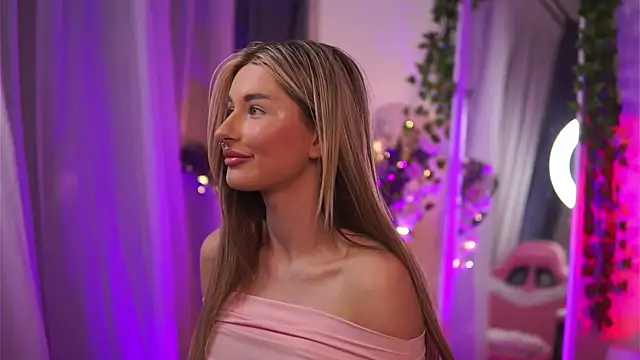 AvaShayy online show from 02/16/25, 02:42