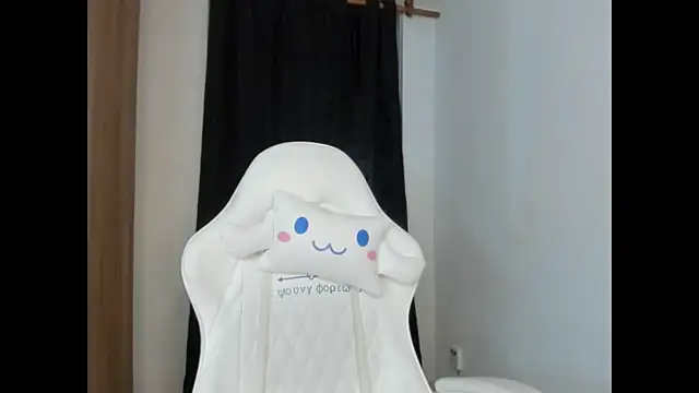 meganthompsonn22 online show from 07/10/26, 05:56