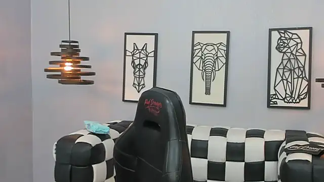 Snapshot of SARAFOXX_ chatting on 01/31/25, 11:46 SARAFOXX online show from 01/31/25, 11:46