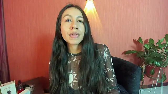 Snapshot of EmiGomez_ chatting on 05/11/26, 02:45 EmiGomez online show from 05/11/26, 02:45