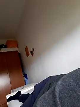 bluangelo online show from 04/16/26, 01:12