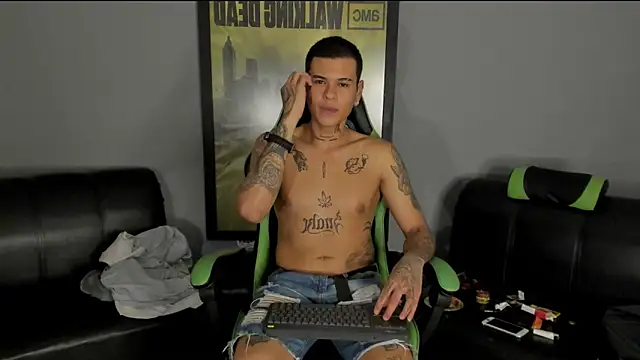Snapshot of jamesinked_ chatting on 01/14/25, 05:30 jamesinked  online show from 01/14/25, 05:30