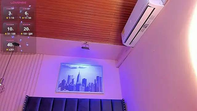 viiolett lee online show from 02/12/25, 11:30