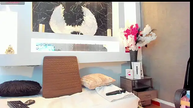 Snapshot of Cinthya_mjs chatting on 12/01/25, 12:43 Cinthya mjs online show from 12/01/25, 12:43
