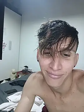 Milfvalesk online show from 07/24/26, 04:10