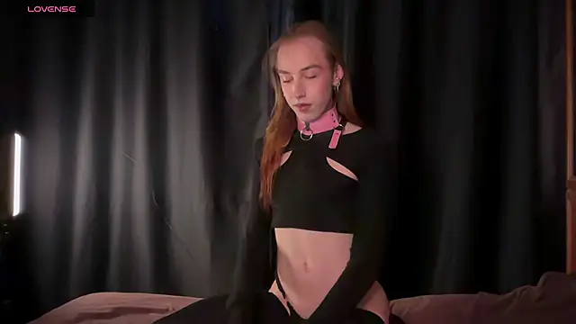 Avril Pearly  online show from 07/22/26, 10:40