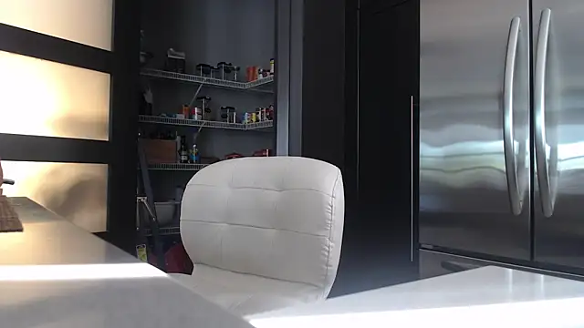 Toy-Daddy online show from 10/01/25, 01:17