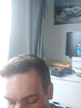 nickdtr online show from 10/26/25, 06:30