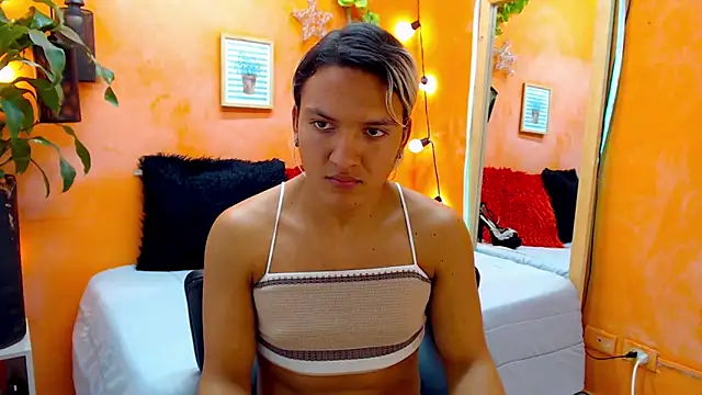 aslyhernandez 7 online show from 01/03/25, 05:53