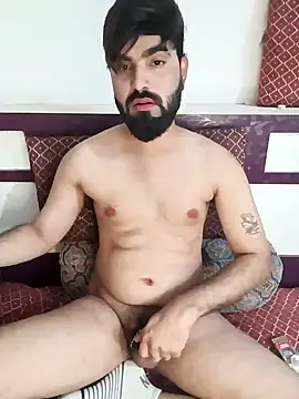 Snapshot of Chris_Strokes_69 chatting on 12/18/24, 10:46 Chris Strokes 69 online show from 12/18/24, 10:46