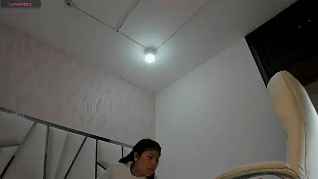 Victoriaa millers online show from 01/14/26, 07:19