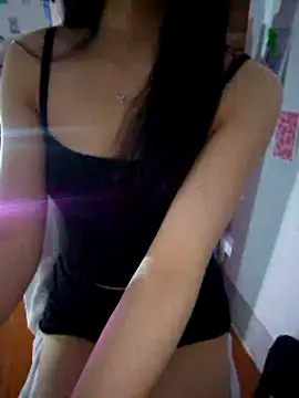 Snapshot of Vani_S2 chatting on 12/05/24, 04:44 Vani S2 online show from 12/05/24, 04:44