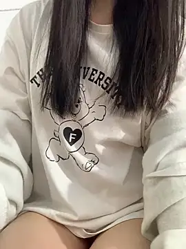 Snapshot of Vani_S2 chatting on 12/10/24, 03:44 Vani S2 online show from 12/10/24, 03:44