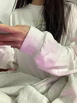 Snapshot of Vani_S2 chatting on 12/26/24, 05:30 Vani S2 online show from 12/26/24, 05:30