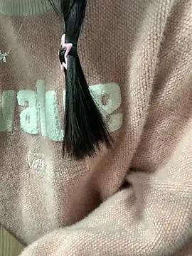 Snapshot of Vani_S2 chatting on 02/08/25, 01:33 Vani S2 online show from 02/08/25, 01:33