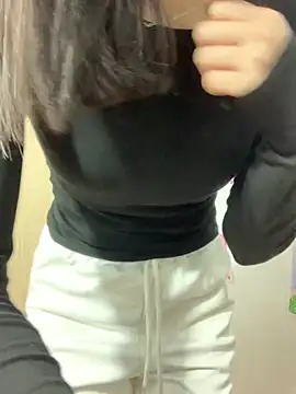 Snapshot of Vani_S2 chatting on 02/25/25, 04:00 Vani S2 online show from 02/25/25, 04:00