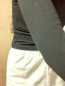 Snapshot of Vani_S2 chatting on 02/27/25, 03:05 Vani S2 online show from 02/27/25, 03:05