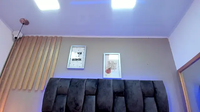 mariaa fernanda online show from 03/22/25, 06:54