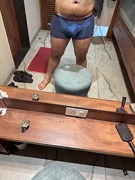 versatile guy01 online show from 11/14/25, 03:05