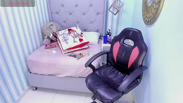 LINASTARK online show from 12/13/24, 03:05