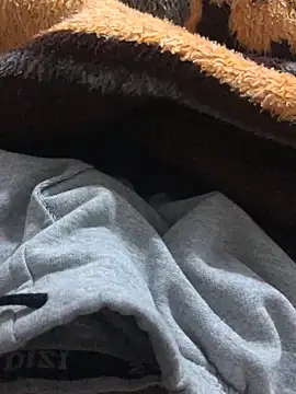 kerimyuce online show from 11/29/25, 03:37