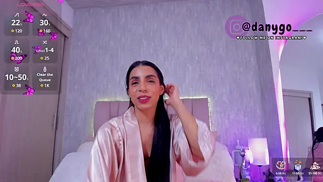 ZarianaEvanz online show from 03/15/25, 01:30