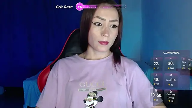 Sara-Guzman1 online show from 11/22/25, 01:48