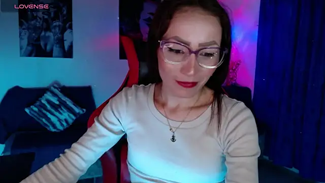 Sara-Guzman1 online show from 03/24/26, 05:45