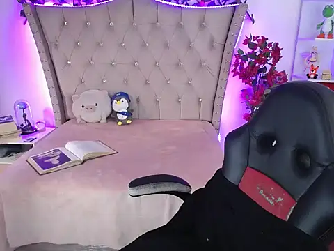 Shaddycute  online show from 01/26/25, 07:41