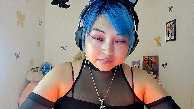 Shaddycute  online show from 10/01/25, 09:10