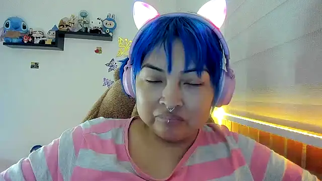 Shaddycute  online show from 11/02/25, 05:04