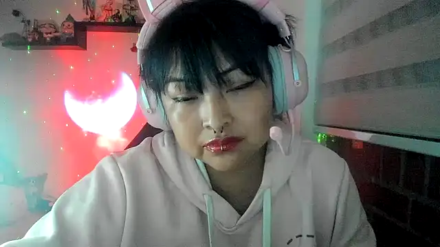 Shaddycute  online show from 03/15/26, 02:50