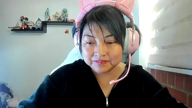 Shaddycute  online show from 05/25/26, 12:33