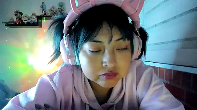 Shaddycute  online show from 06/02/26, 04:03