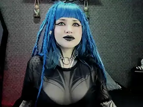 Snapshot of DimmuandDarkness chatting on 12/11/24, 08:18 DimmuandDarkness online show from 12/11/24, 08:18