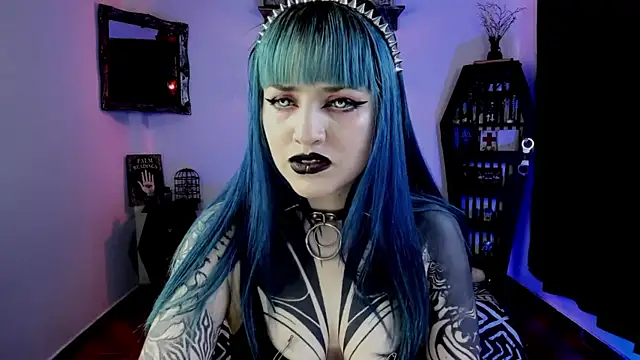 Snapshot of DimmuandDarkness chatting on 10/29/25, 03:58 DimmuandDarkness online show from 10/29/25, 03:58