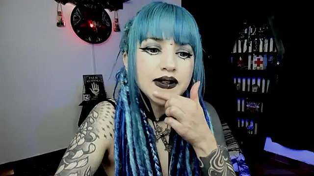 Snapshot of DimmuandDarkness chatting on 01/07/26, 06:32 DimmuandDarkness online show from 01/07/26, 06:32