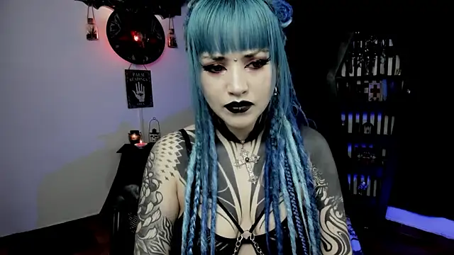 Snapshot of DimmuandDarkness chatting on 01/18/26, 12:09 DimmuandDarkness online show from 01/18/26, 12:09