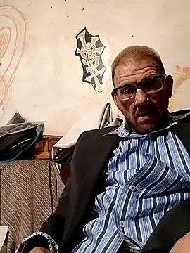 gettinit2wice online show from 12/17/24, 02:55