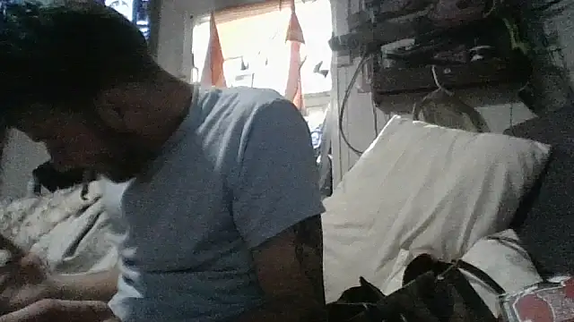 Snapshot of gettinit2wice chatting on 05/29/26, 01:31 gettinit2wice online show from 05/29/26, 01:31