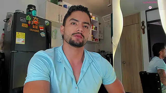 Snapshot of Jaxxon_ chatting on 03/18/25, 02:26 Jaxxon  online show from 03/18/25, 02:26