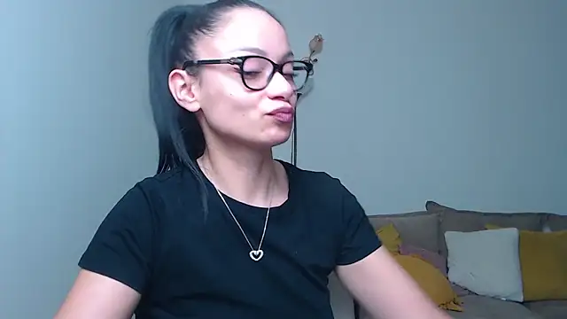 Snapshot of BabySerene chatting on 03/05/25, 06:33 BabySerene online show from 03/05/25, 06:33