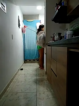 Snapshot of LEIRIS_Y_FRED_01 chatting on 02/21/25, 10:17 LEIRIS Y FRED 01 online show from 02/21/25, 10:17