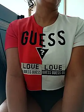 Snapshot of LEIRIS_Y_FRED_01 chatting on 12/04/25, 02:48 LEIRIS Y FRED 01 online show from 12/04/25, 02:48