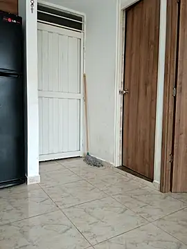 Snapshot of LEIRIS_Y_FRED_01 chatting on 02/27/26, 12:27 LEIRIS Y FRED 01 online show from 02/27/26, 12:27