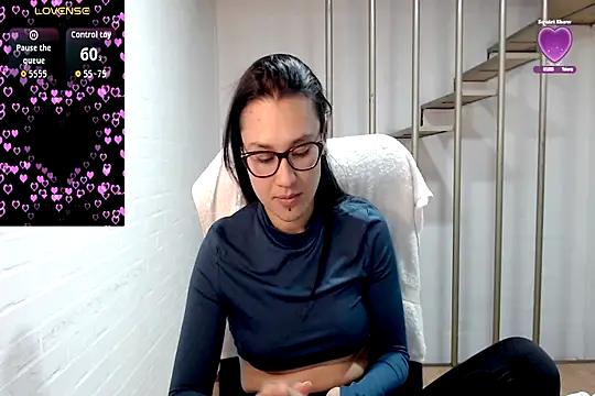 Jessie Desire online show from 11/20/25, 06:02