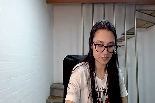 Jessie Desire online show from 11/25/25, 01:38