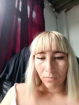 florecita9 online show from 12/18/24, 09:18